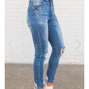 Pink lily “The Maggie”  skinny jeans